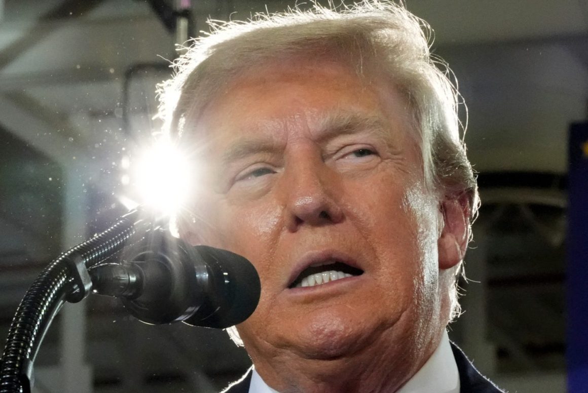 Trump’s Auto Industry Claims Face Harsh Criticism Amid Tariff Fallout