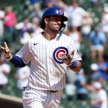 Cubs Dominate Padres with Enthralling 23-3 Victory