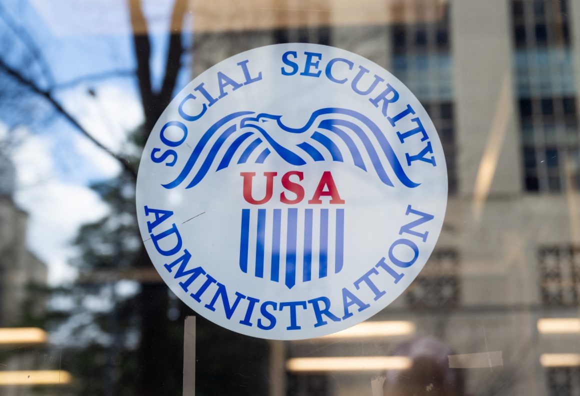 2027 Social Security Benefit Increase: Insights and Forecasts