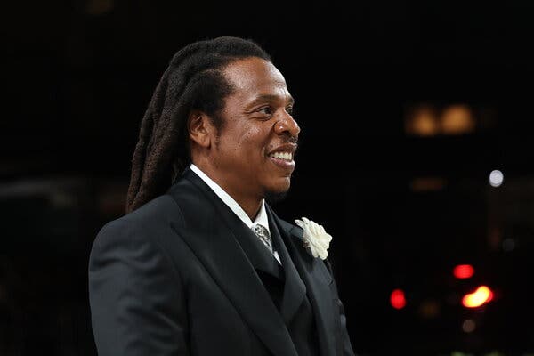 fa4890a6-fe8b-4cc8-81db-f64b560ba7df Jay-Z Concert Delayed Due To Safety Concerns