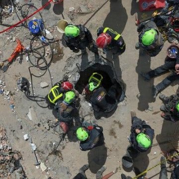 International Rescue Teams Aid Venezuela After Devastating Earthquakes