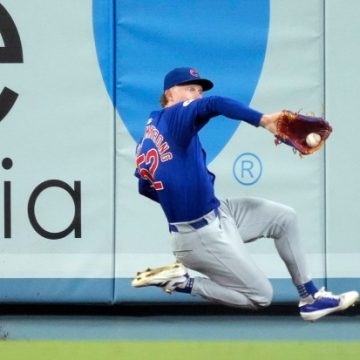 Pete Crow-Armstrong: A Rising Star in Outfield Defense