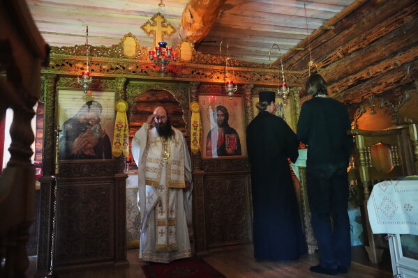 fdb12f97-d51a-4591-a166-ce16ee65e8ae Investigation into Desecration of Virgin Mary Statue in Bosnia
