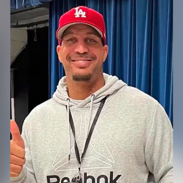 Georgia Teacher Dies Saving Girl from Rip Current