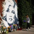 Dolly Parton, Beloved Country Music Icon, Passes Away at 80