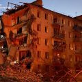 Ongoing Conflict in Ukraine: Russian Airstrikes and Ukrainian Countermeasures