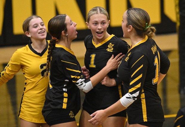 15b81e4b-a8b7-49fb-b713-bbee05d56e3e Freshman Julia O’Keefe Shines in Varsity Volleyball Debut