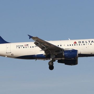 Unusual Wi-Fi Incident on Delta Flight Raises Concerns