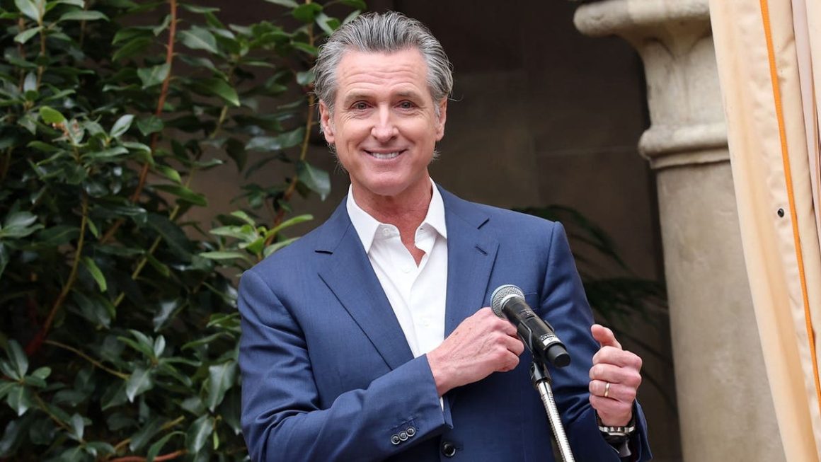 2a2821d3-972b-472c-aa85-1a03e7afc233 Governor Newsom’s Political Maneuvering Amidst Radical Shifts