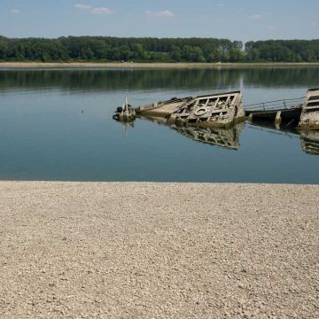 Europe Faces Energy and Climate Challenges Amid Historic Heat Wave