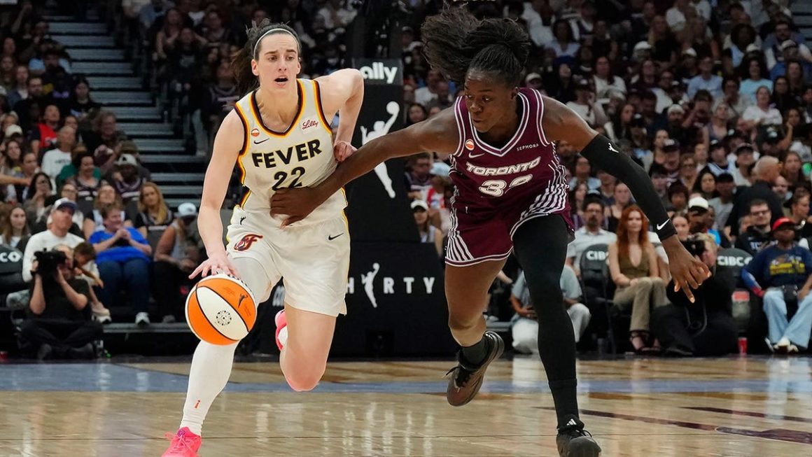 Kelsey Mitchell Leads Indiana Fever to Victory Against Toronto Tempo