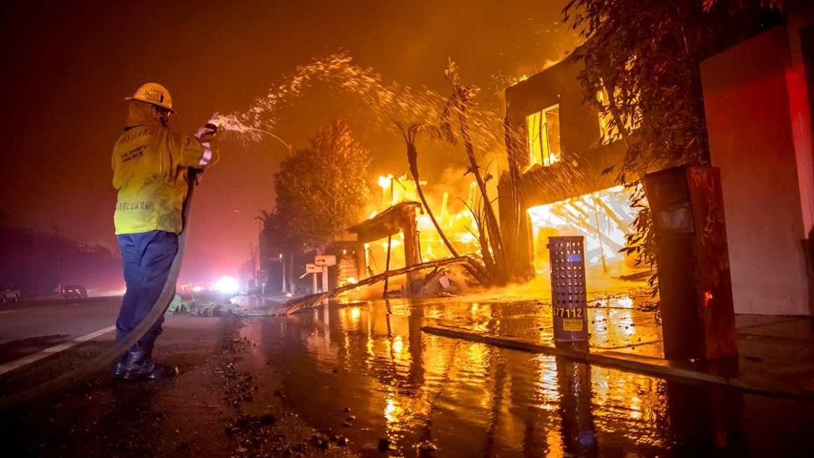Palisades Village Reopens as a Symbol of Resilience After Wildfire