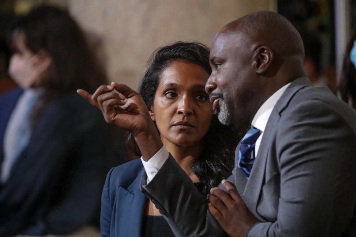Los Angeles Homelessness Committee Leadership Change Amidst Mayoral Race