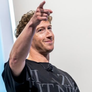 Mark Zuckerberg’s Manifesto Advocates Widespread AI Access and Government Oversight