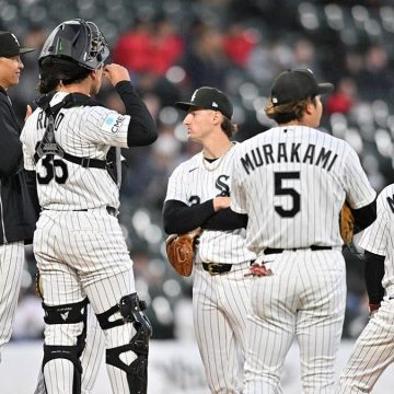 Playoff Watch Intensifies as White Sox and Red Sox Clash