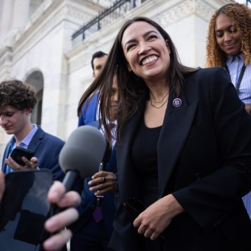 Ocasio-Cortez Leads Newsom in 2028 Democratic Nomination Prediction Markets