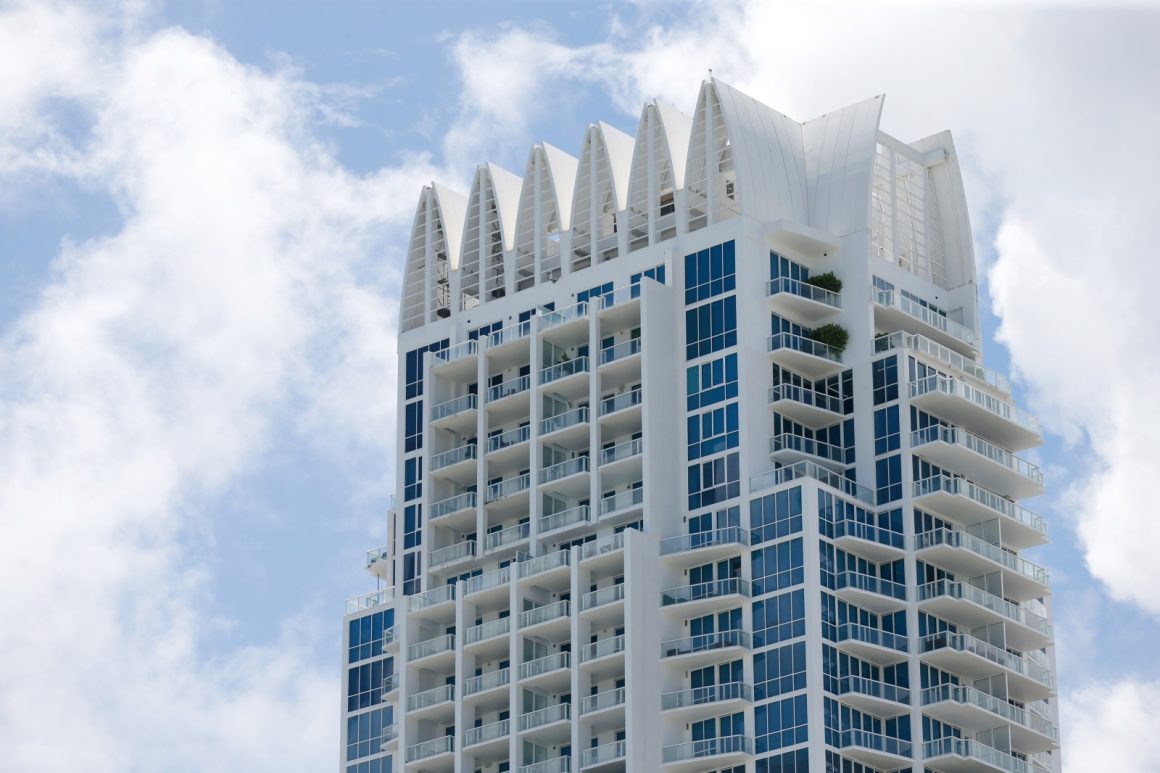 Rising HOA Liens and Foreclosure Risks for U.S. Homeowners