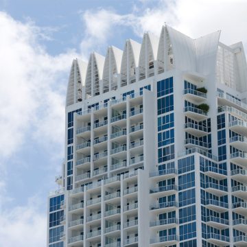 Rising HOA Liens and Foreclosure Risks for U.S. Homeowners