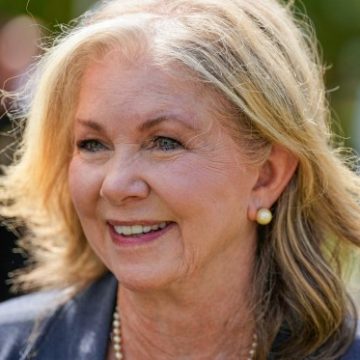Marsha Blackburn Wins Republican Nomination for Tennessee Governor