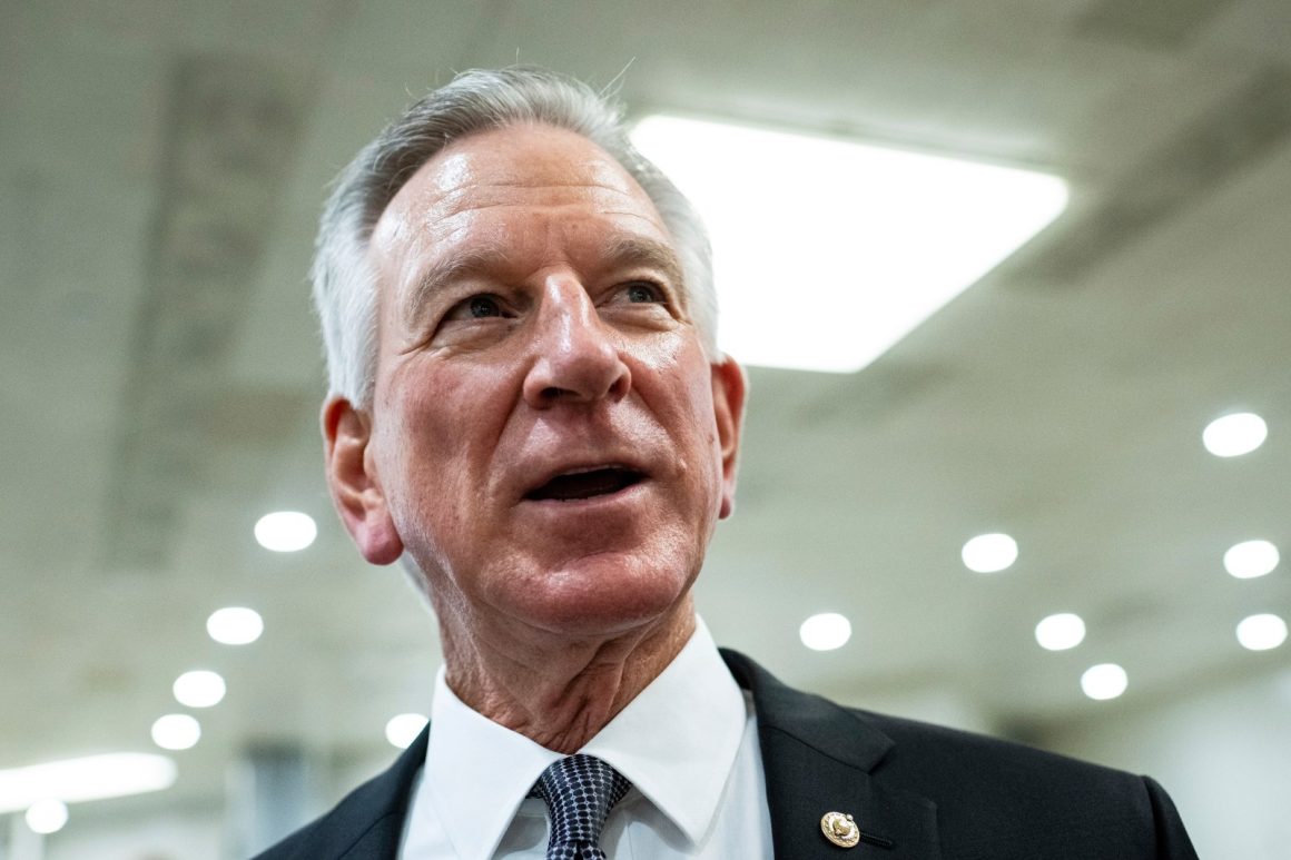 Senator Criticizes Social Security Structure