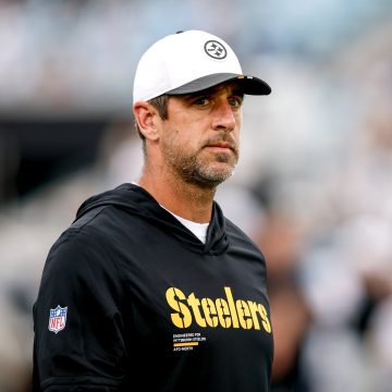 Aaron Rodgers Addresses Speculation About Family Ties