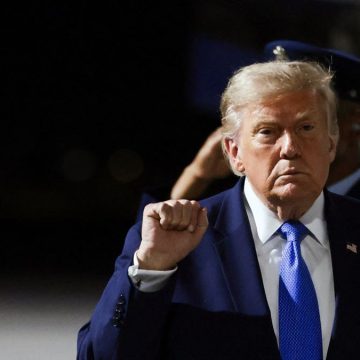 5f18d85e-0c16-4f3b-88ff-bf190339e414 Trump Warns of Potential U.S. Strikes on Iran Amid Nuclear Talks