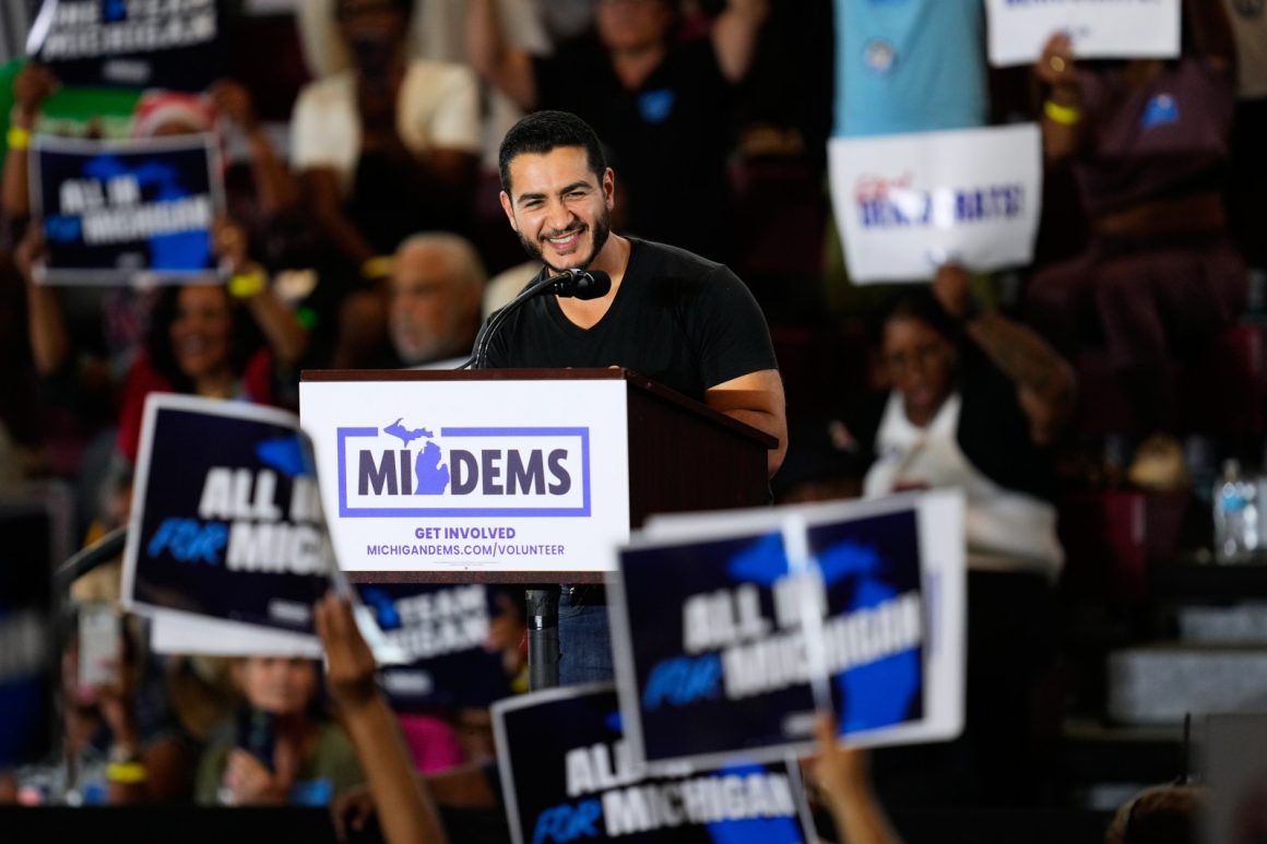 631a33a9-4a0c-4eb3-b26e-a9b6bd150857 Democratic Lead in Michigan’s Tight U.S. Senate Race