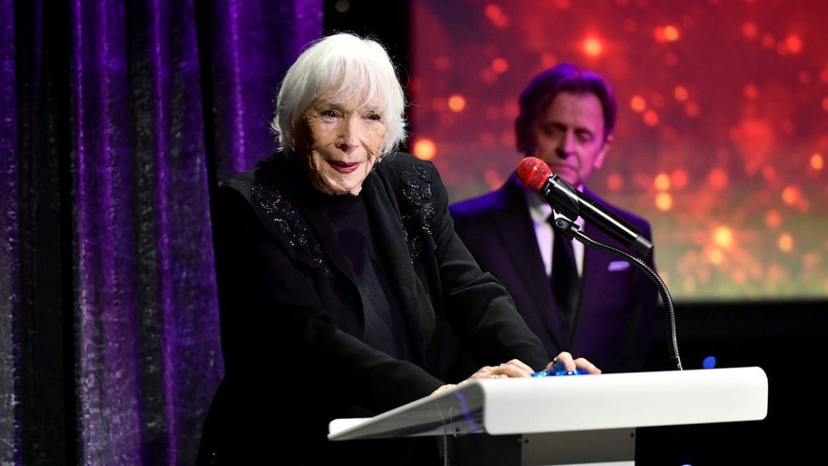 Shirley MacLaine Reflects on ‘Sweet Charity’ and Her Illustrious Career