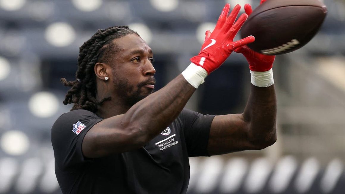 Calvin Ridley Shares Struggles with Offseason Stomach Bug