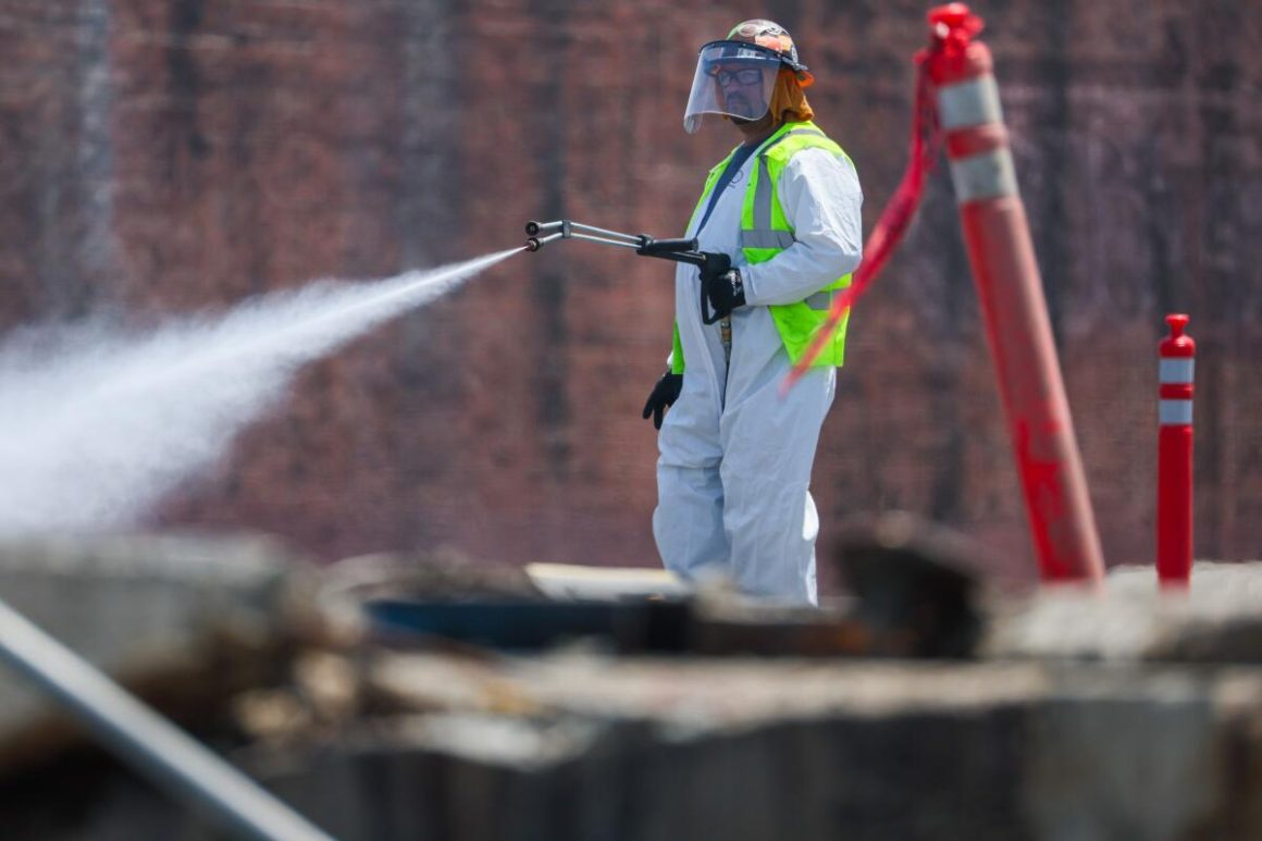 83eedb6f-5a01-4795-a65b-5e6a0253f92a Boyle Heights Residents Face Health Issues After Warehouse Fire
