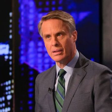 Ex-ABC News Correspondent Claims Network Altered COVID Lab Leak Report After Fauci Review