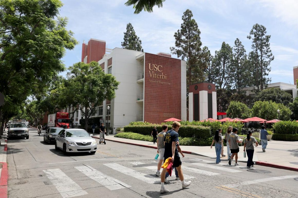 USC and UCLA Introduce New AI and Digital Humanities Programs