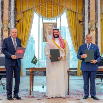 Pakistan Emphasizes Peace in Landmark Defense Agreement with Saudi Arabia and Turkey