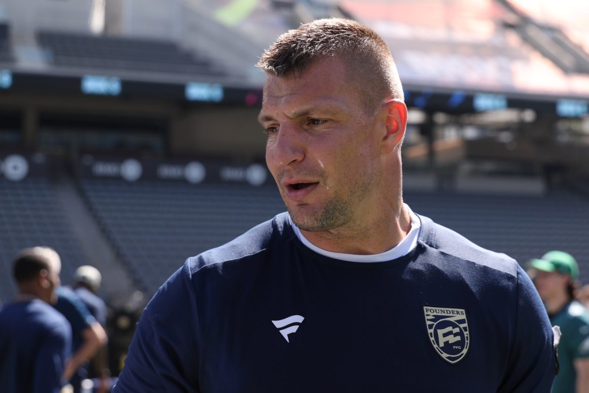 Gronkowski Shares Insights on Drake Maye’s Potential NFL Growth