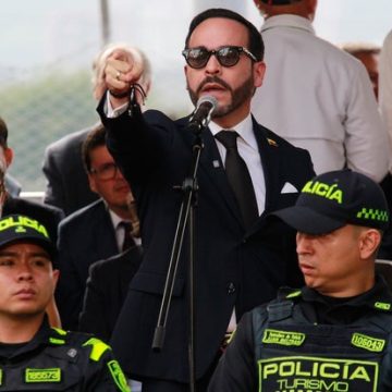 Explosion Injures 11 Near Colombian Police Station Ahead of Presidential Inauguration