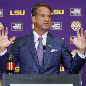 a2e6581a-0715-4ac8-bf1a-0354fcef181b Lane Kiffin Faces Challenges with SEC’s Stance on Returning NFL Players