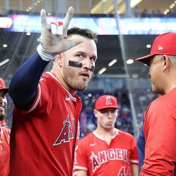 Angels Players Hit the Links Amid MLB Trade Deadline Shifts