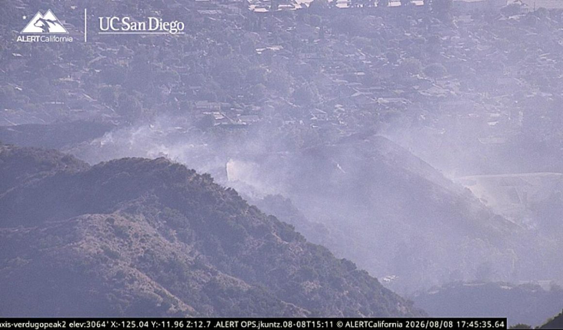 Brush Fire in Burbank Hills Leads to Evacuations and Cancellations