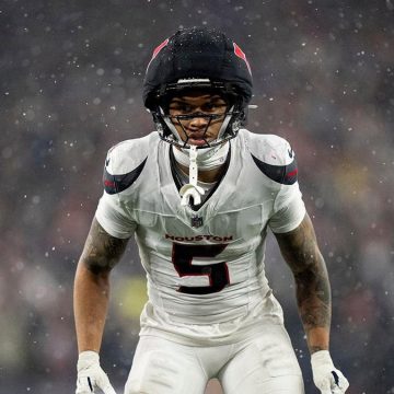 Jalen Pitre Becomes First NFL Guardian Athlete: A Step Forward in Player Safety