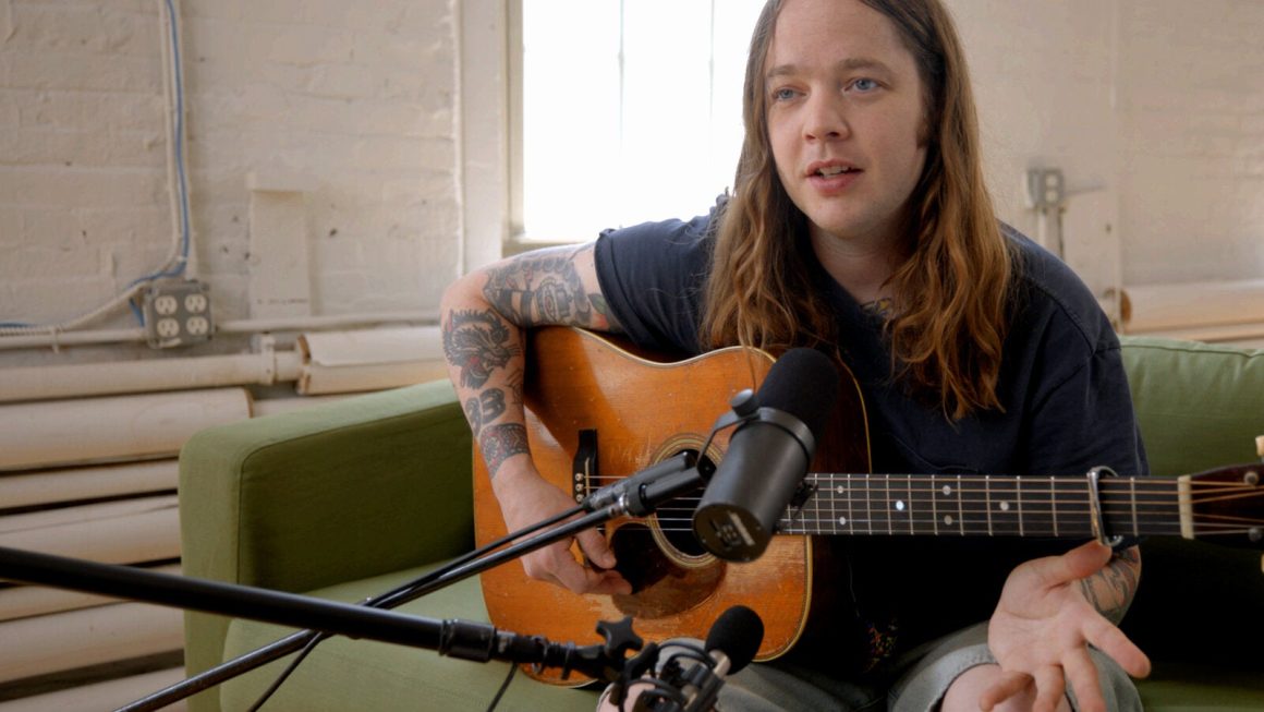 Billy Strings: Transforming Bluegrass with Personal Struggles