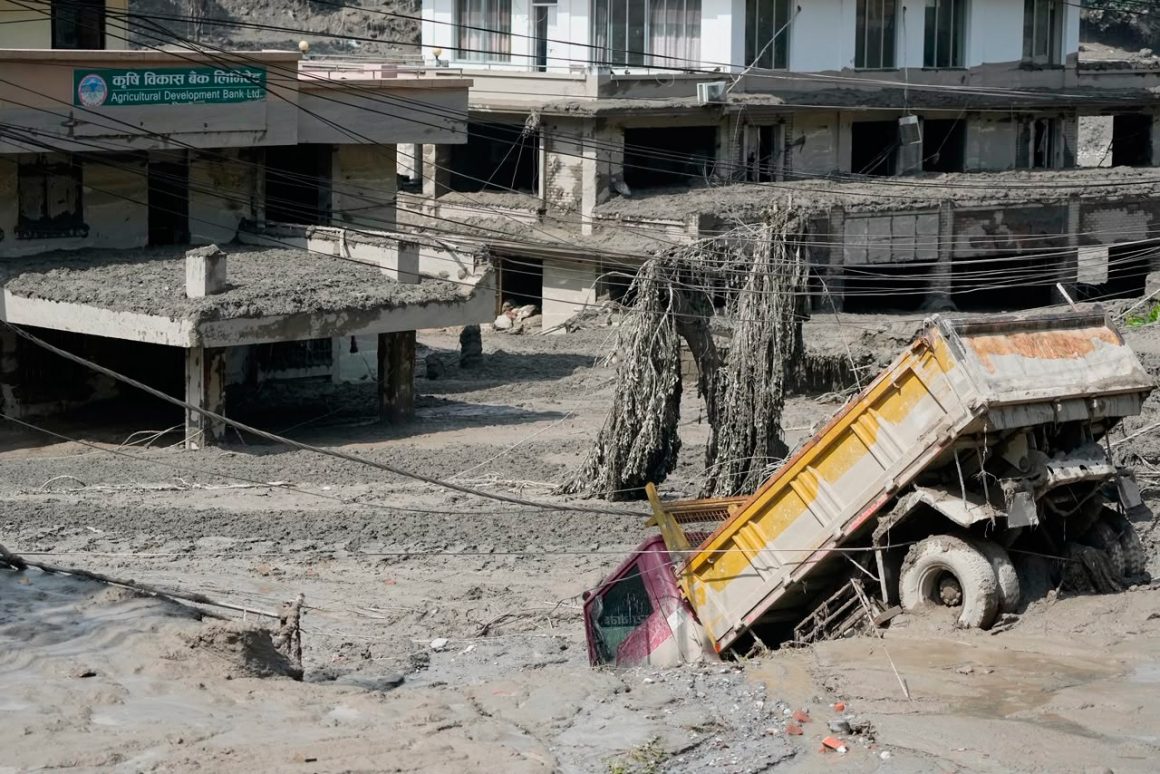 d2204557-6d0f-470b-b79e-21a99b5f474c Devastating Flash Floods Hit Himalayan Region
