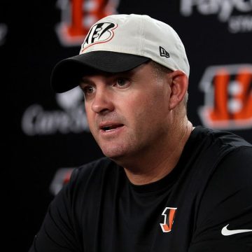 Cincinnati Bengals Coach Zac Taylor Supports NFL Rule Change on Challenge Flag Delegation