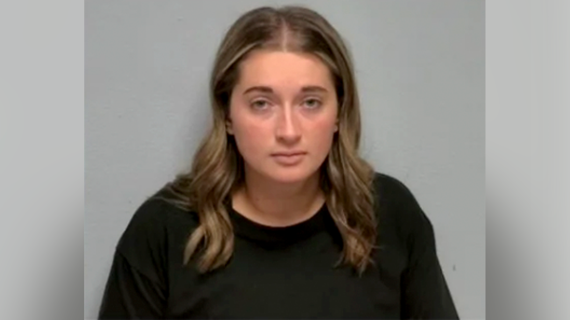 Kentucky Middle School Teacher Faces Criminal Charges for Alleged Student Relationship