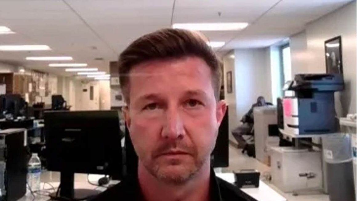 d66626e9-e8cb-408d-8d78-3c8631553799 ICE Arrests Ex-TV Contestant for Overstaying Visa and Crime History