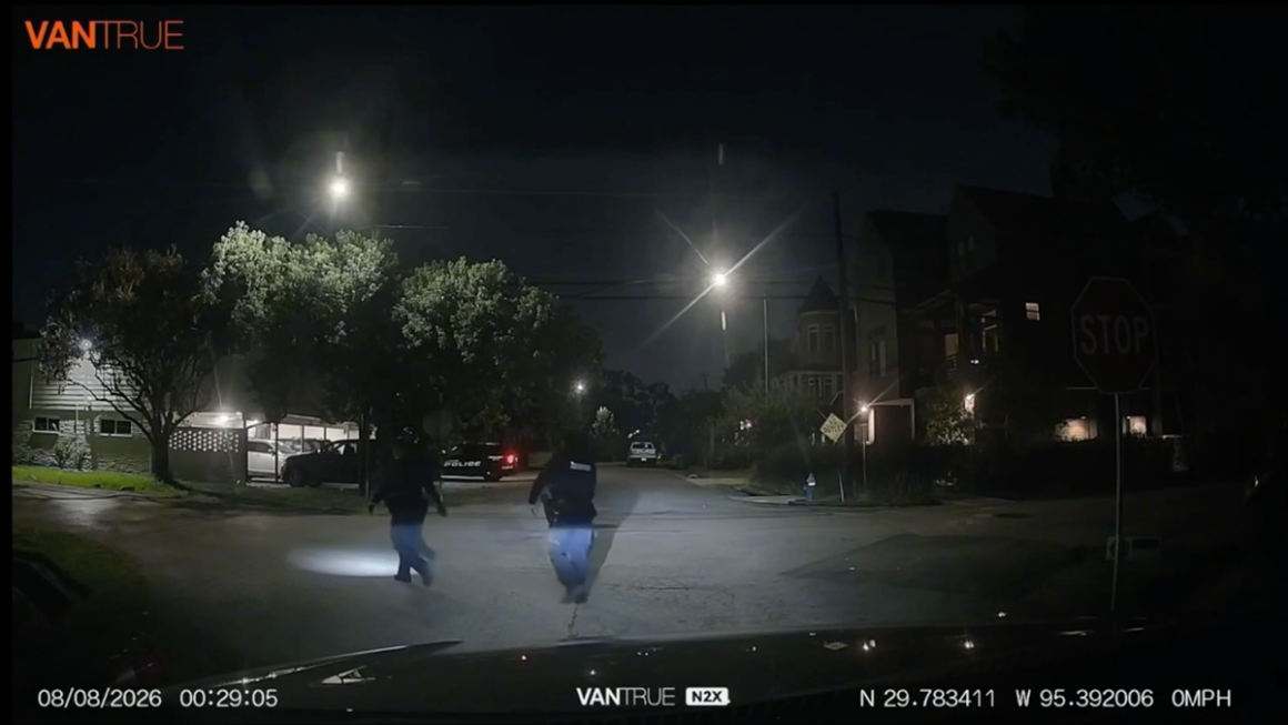 Houston Uber Driver Aids Police in Pursuit of Fleeing Suspect