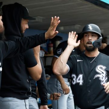 White Sox Secure Victory Against Tigers with Key Plays and Strategic Moves