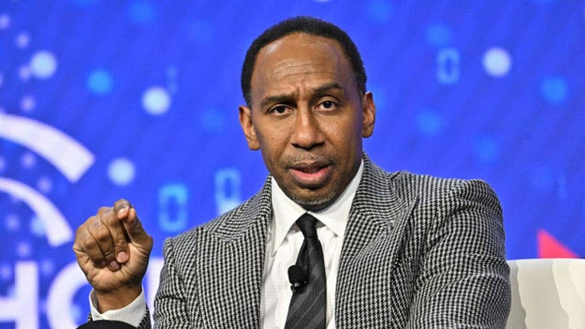 edaa2b7d-de66-42c0-9321-cff74d6bbc07 Stephen A. Smith Criticizes NABJ for ‘Thumbs Down’ Award