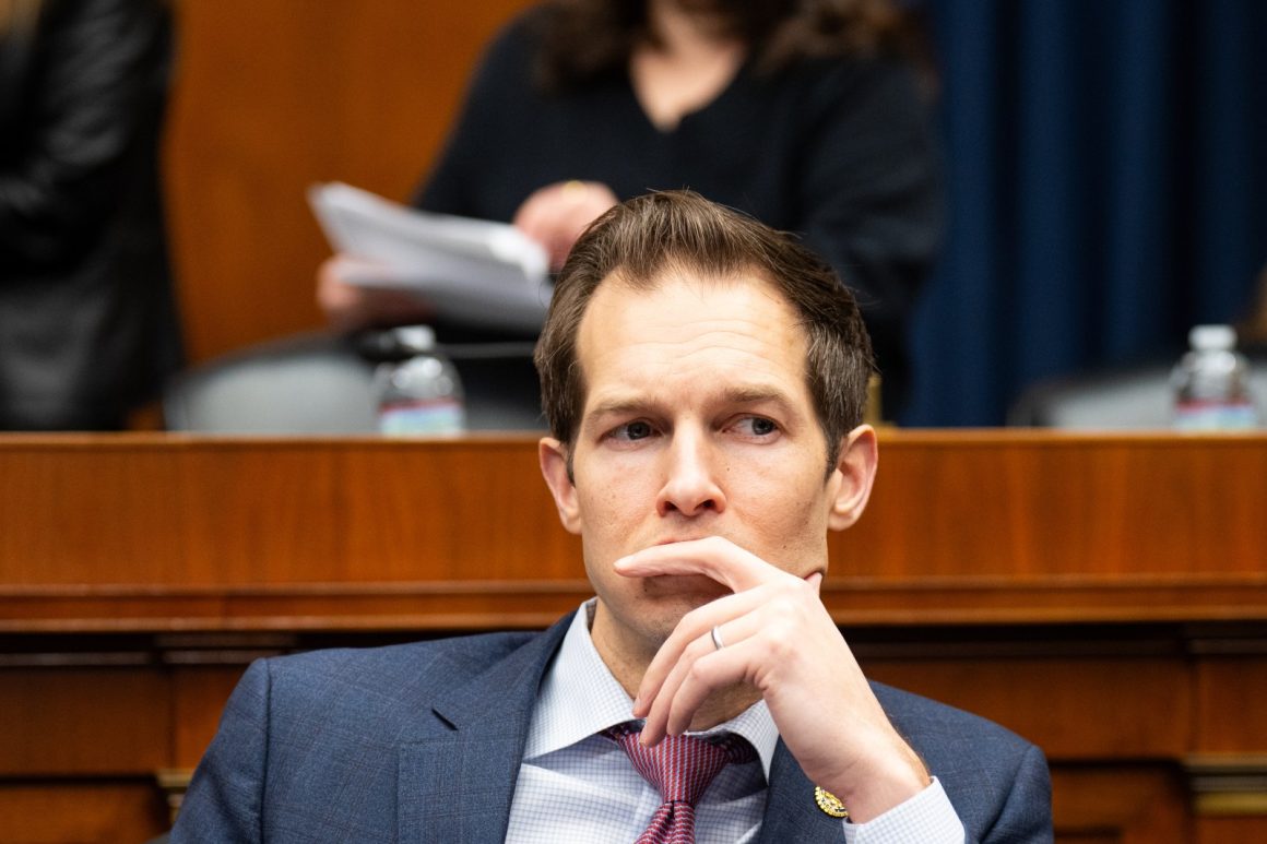 ef86c357-35a3-4713-b5f8-cc1045ff6308 Jake Auchincloss Defends Stance on Israel Amid Pushback
