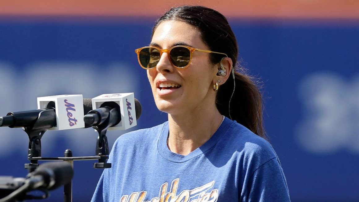 Sopranos Star Sings National Anthem Amid Loss of Co-star