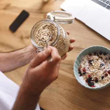 Importance of a Balanced Breakfast for Blood Sugar Control